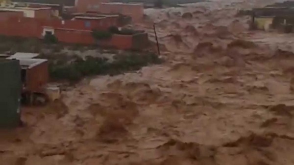 قوافل تضامنية مع منكوبي فيضانات الجنوب المغربي