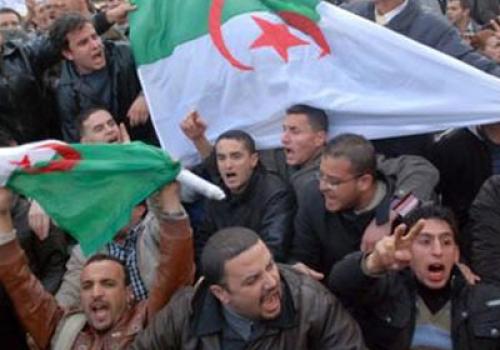 الجزائر تقمع العمال وتعتقل النقابيين … لا حرية نقابية ولا إنصاف…