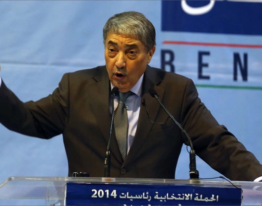 بن فليس: الشعب الجزائري لا يعرف من يحكم البلاد