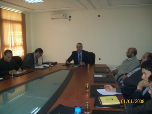 تازة : نائب وزارة التربية الوطنية يتواصل مع الجمعيات المهنية