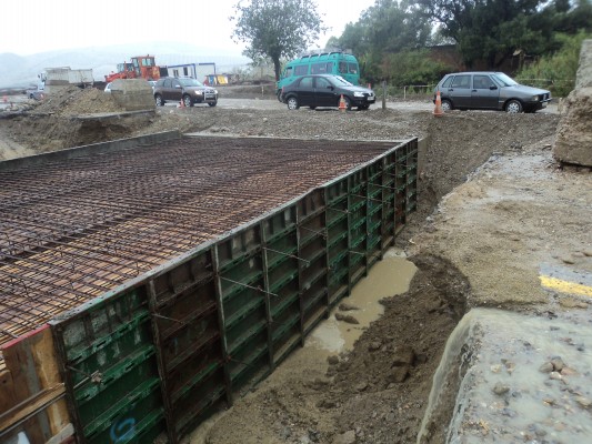 تازة: تحديربسبب إصلاح قنطرة واد الاربعاء بالطريق الرئيسية رقم 6 بمدخل المدينة