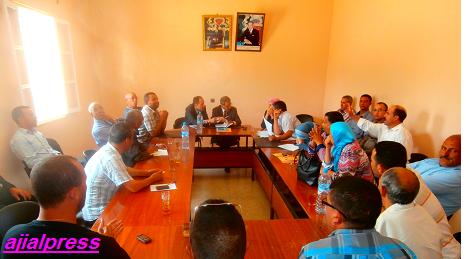 تازة: مستشارو الحركة الشعبية يحتجزون إعلاميين في دورة جماعة كلدمان