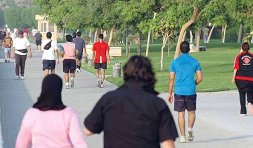 الرياضة في شهر رمضان .. ولع حقيقي تكتسيه مخاطر فعلية