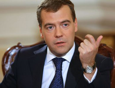 ميدفيديف: الغرب يتعامل في الشرق الأوسط مثل ثور فى سوق للخزف الصينى