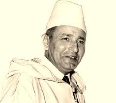 الملك محمد الخامس يأذن بفتح أول مدرسة حرة بتازة لمحمد أبو عبد الله