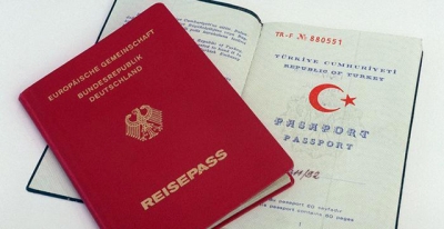 ألمانيا: تواصل النقاش حول موضوع ازدواجية الجنسية