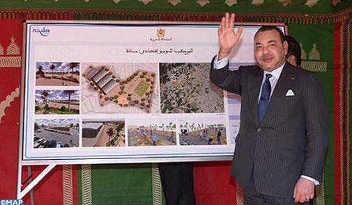 جلالة الملك يدشن المركز متعدد الخدمات بميناء طنجة المتوسط