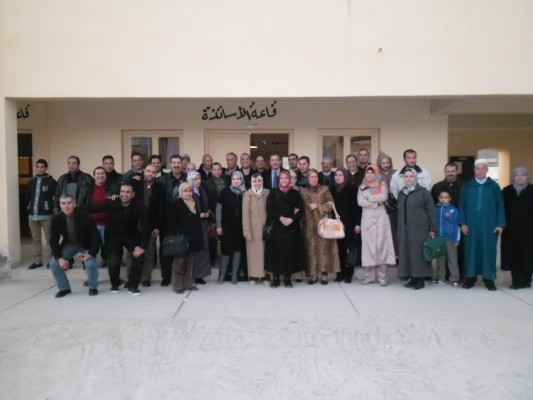 تازة..الثانوية التأهيلية الكندي تكرم المدير السابق أحمد اطريمس