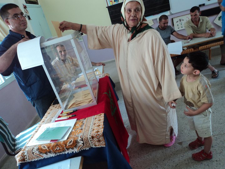 تازة: حياد السلطة يربك الحسابات،..4 أحزاب في المقدمة و 30% نسبة المشاركة الى حدود 4 مساءا